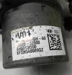 Bloc ABS (freins anti-blocage) HYUNDAI I 40 Photo n°1