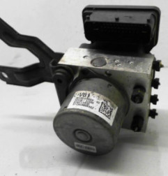 Bloc ABS (freins anti-blocage) HYUNDAI I 40 Photo n°3