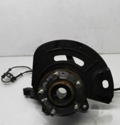 Fusee avant gauche HYUNDAI I 40 Photo n°3