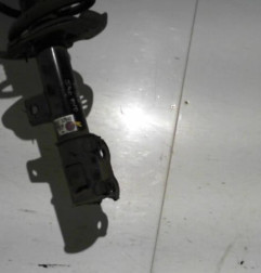 Amortisseur avant droit HYUNDAI I 40