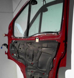 Porte avant droit IVECO DAILY 3