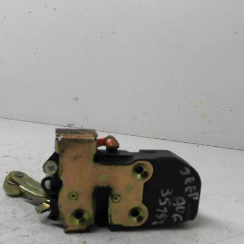 Serrure avant gauche JEEP CHEROKEE 2