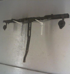 Traverse superieure KIA CARNIVAL 2