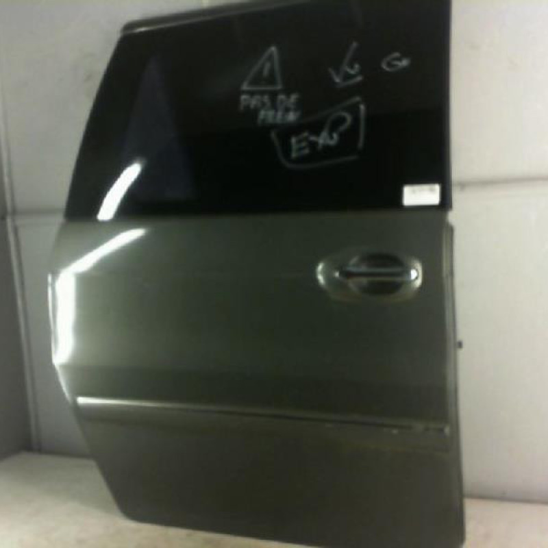 Porte laterale droit KIA CARNIVAL 1