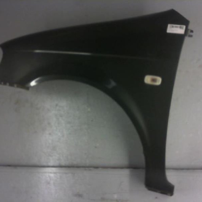 Aile avant gauche KIA CARNIVAL 1