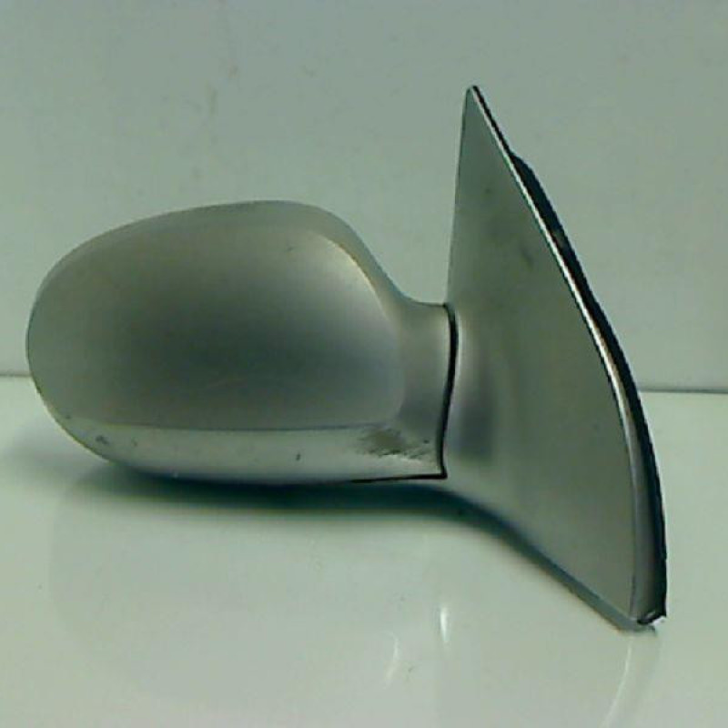 Retroviseur droit KIA CARNIVAL 1