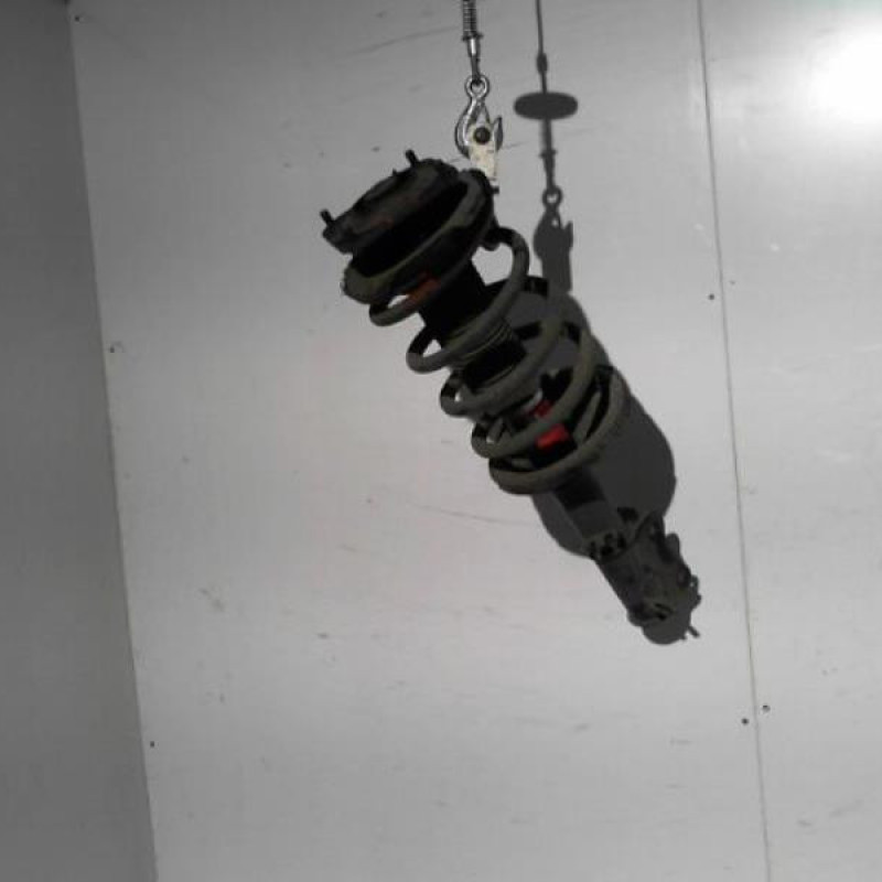 Amortisseur avant gauche KIA CARNIVAL 1