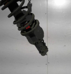 Amortisseur avant gauche KIA CARNIVAL 1