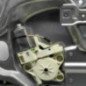 Leve vitre electrique avant droit FORD C-MAX 1