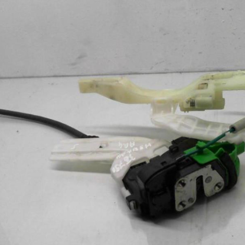 Serrure arriere gauche HYUNDAI I 40