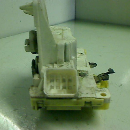 Serrure avant gauche FORD FOCUS 1