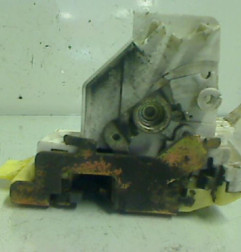 Serrure avant gauche FORD FOCUS 1 Photo n°6