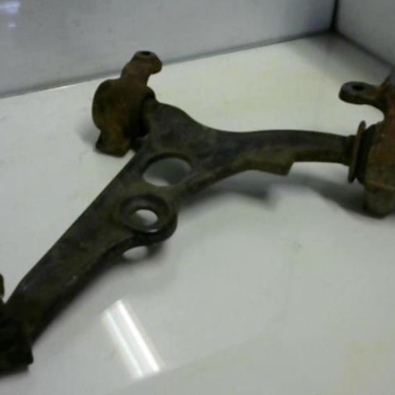 Triangle avant gauche FORD KA 1