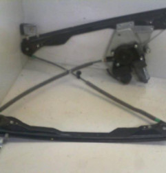 Leve vitre electrique avant gauche FORD FOCUS 1 Photo n°1