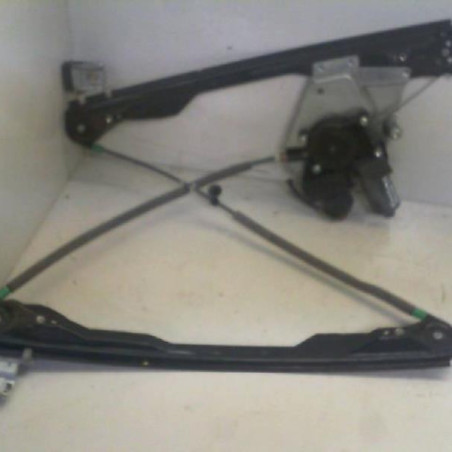 Leve vitre electrique avant gauche FORD FOCUS 1 Photo n°1
