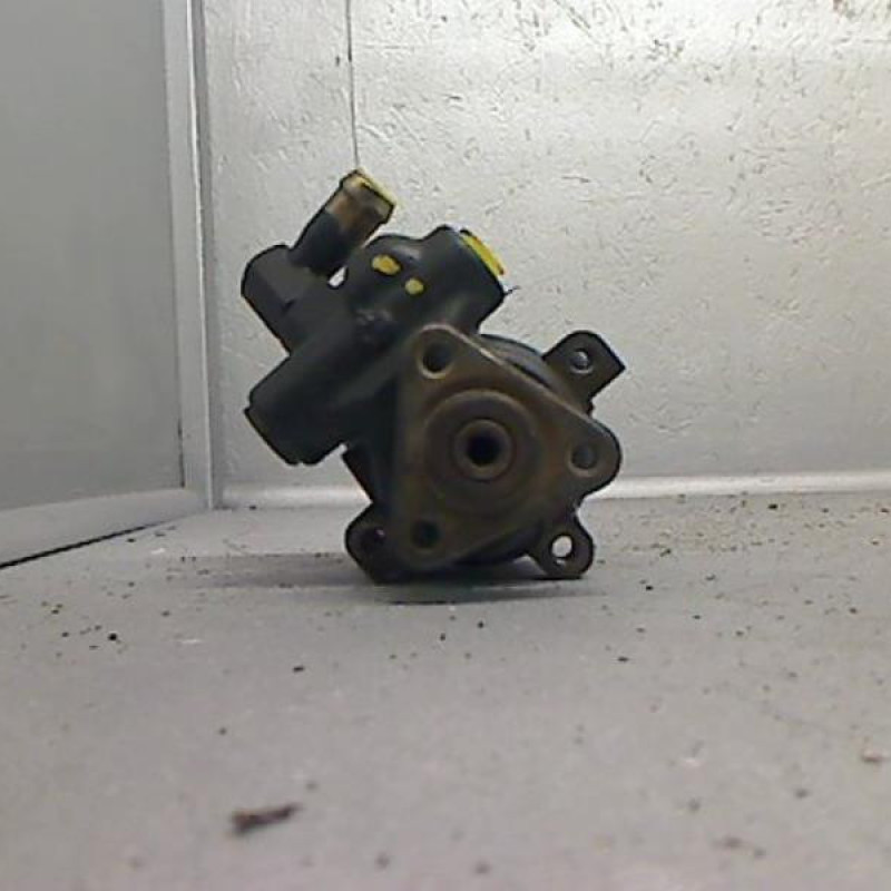 Pompe de direction FORD FIESTA