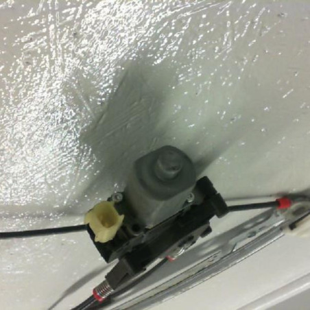 Leve vitre electrique avant droit FORD FIESTA 6