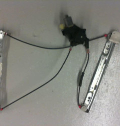 Leve vitre electrique avant droit FORD FIESTA 6 Photo n°3