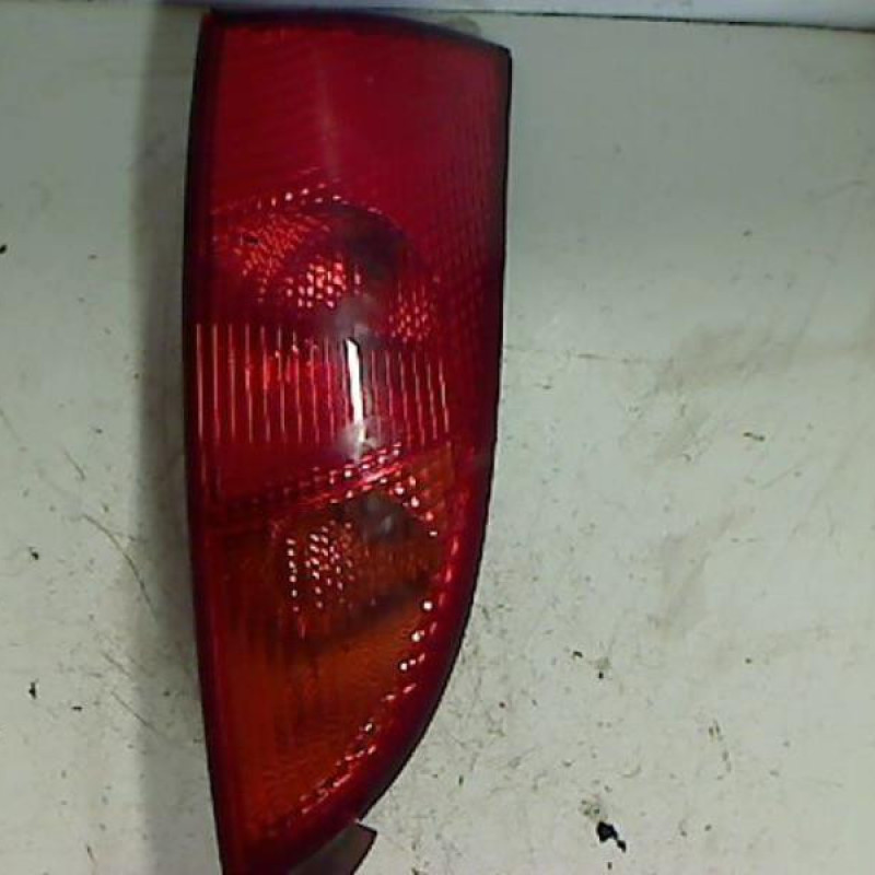 Feu arriere principal droit (feux) FORD FOCUS