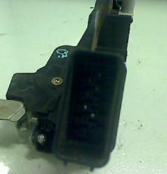 Serrure arriere droit FORD FOCUS 2