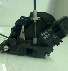 Serrure arriere gauche FORD FOCUS 2 Photo n°6