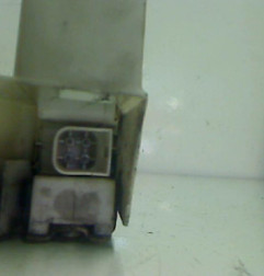 Serrure avant droit FORD FIESTA