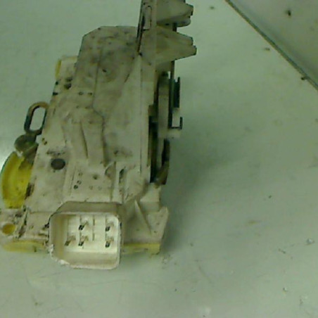 Serrure avant droit FORD MONDEO