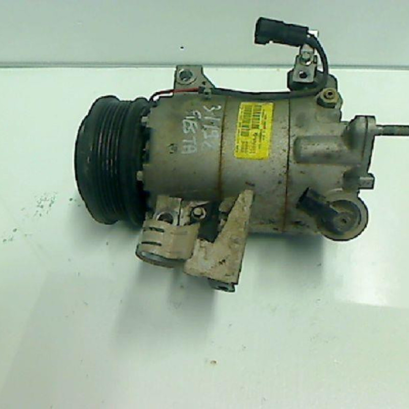 Compresseur clim FORD FIESTA 6