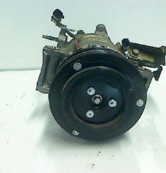 Compresseur clim FORD FIESTA 6
