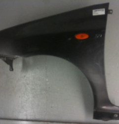 Aile avant gauche FIAT PUNTO 1