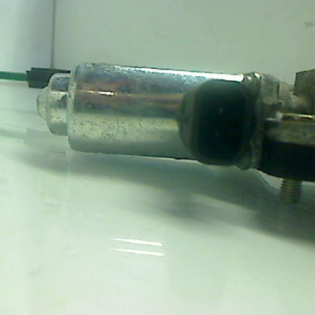 Leve vitre electrique avant droit FIAT PUNTO 1