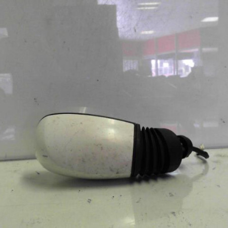 Retroviseur droit FIAT PUNTO 2