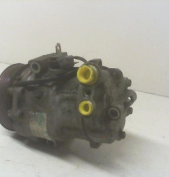 Compresseur clim FIAT GRANDE PUNTO Photo n°3