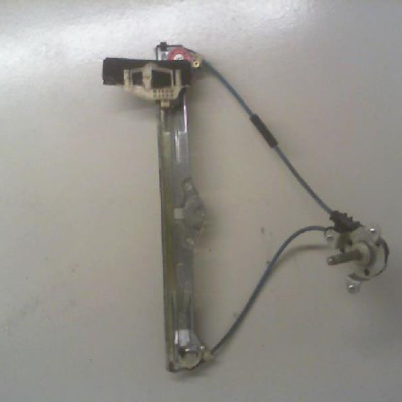 Leve vitre mecanique arriere gauche FIAT BRAVO 2