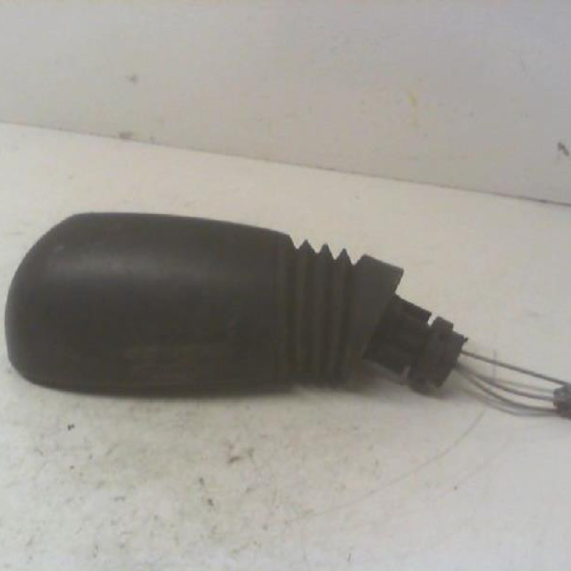 Retroviseur droit FIAT PUNTO 2