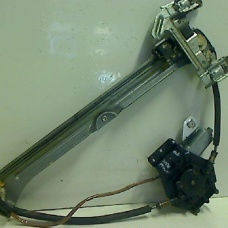 Leve vitre electrique avant droit CHRYSLER PT CRUISER Photo n°1