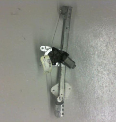 Leve vitre electrique avant gauche DACIA LOGAN Photo n°3