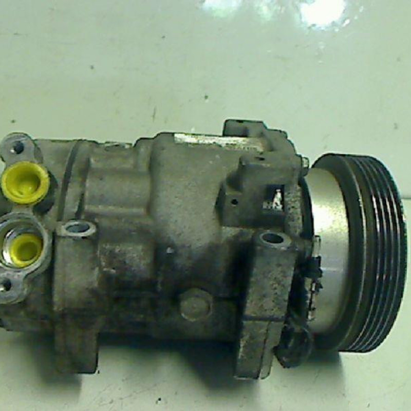 Compresseur clim DACIA LOGAN MCV 1