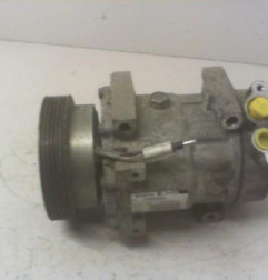 Compresseur clim DACIA LOGAN MCV 1 Photo n°1