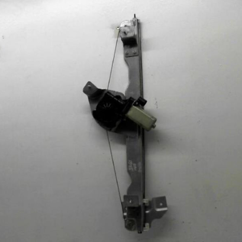 Leve vitre electrique avant gauche DACIA SANDERO 1