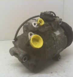 Compresseur clim BMW SERIE 1 E81 Photo n°6
