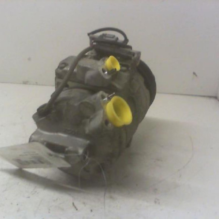 Compresseur clim BMW SERIE 1 E87 Photo n°1