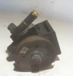 Pompe de direction CHEVROLET MATIZ 2 Photo n°5