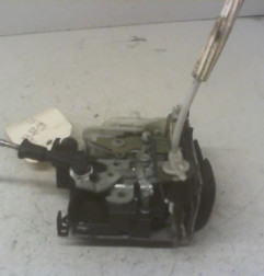 Serrure avant droit AUDI A4 1 Photo n°1