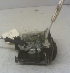 Serrure avant droit AUDI A4 1 Photo n°4