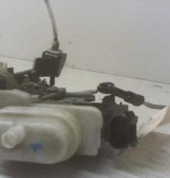 Serrure avant droit AUDI A4 1 Photo n°6