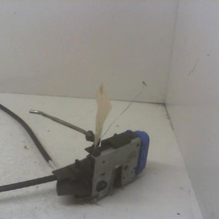 Serrure arriere gauche AUDI A4 1