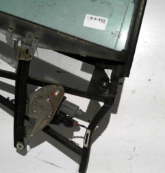 Leve vitre electrique arriere droit AUDI A6 2 Photo n°3