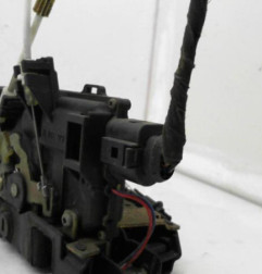 Serrure arriere gauche AUDI A6 2 Photo n°6