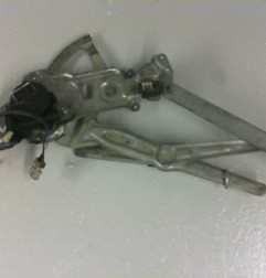 Leve vitre electrique avant droit BMW SERIE 5 E34